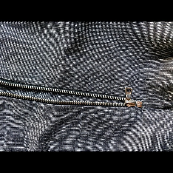 Marc Jacobs Linen High Waisted Cropped Pants with Back Zippers, size 8 - Picture 9 of 12